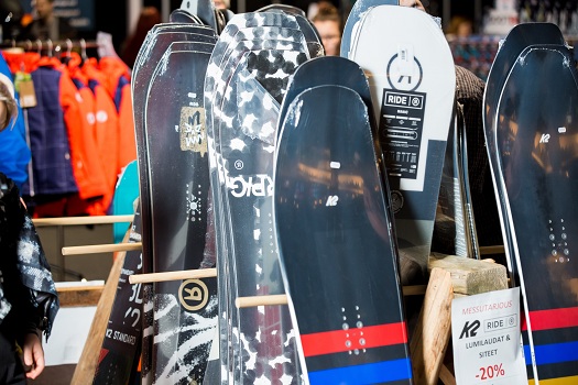 5 Benefits of Renting Snowboarding Equipment when You Get to Mammoth